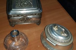 Гражданин Польши пытался вывезти из Украины старинные предметы