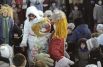 Праздничная торговля на ярмарке в Чертаново. 1987 год.