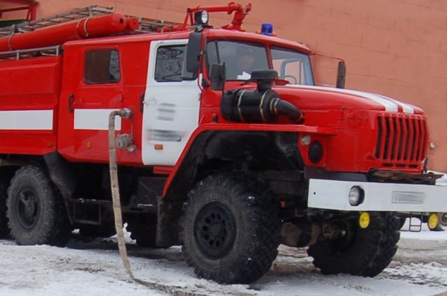 На тушение пожара от МЧС России привлекалось 24 человека и 13 единиц техники. 