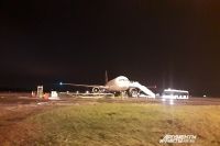 Следователи установят, почему у самолета в Тюмени задымился двигатель