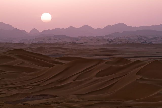 Почему в пустыне жарко купить дом имантау