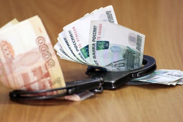 Мжчина предлагал оперуполномоченному 25 тыс. рублей.