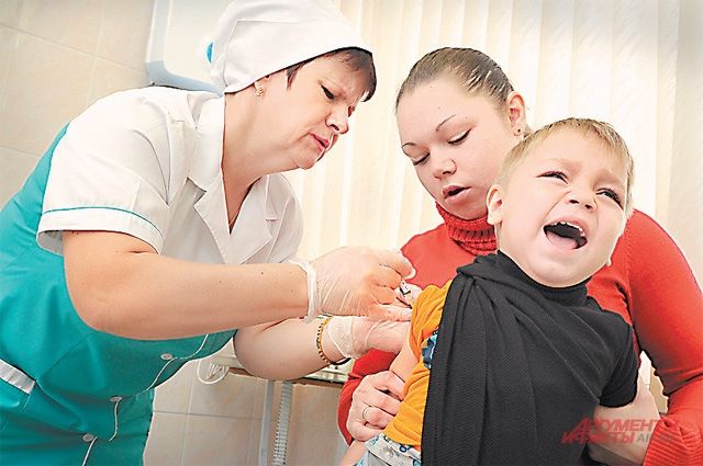 Если дети боятся уколов, то родители - возможных последствий прививок. Правда, последствия серьёзных инфекций могут быть куда хуже.