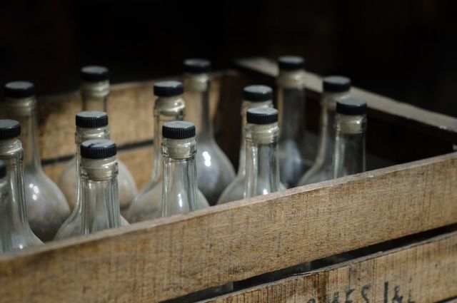 В Новом Уренгое будут судить продавца за продажу алкоголя несовершеннолетним 