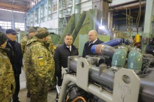 Полторак рассказал о рекордном росте зарплат на оборонных предприятиях