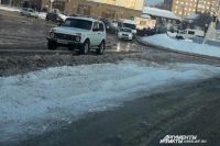 В Оренбурге устраняется коммунальная авария.