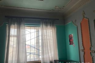 Пациентов в «реабилитационный центр» доставляли против их воли. Людей закрывали в съемном частном доме.
