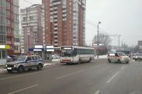 В Калининграде пожилой пассажир получил травмы, выходя из автобуса