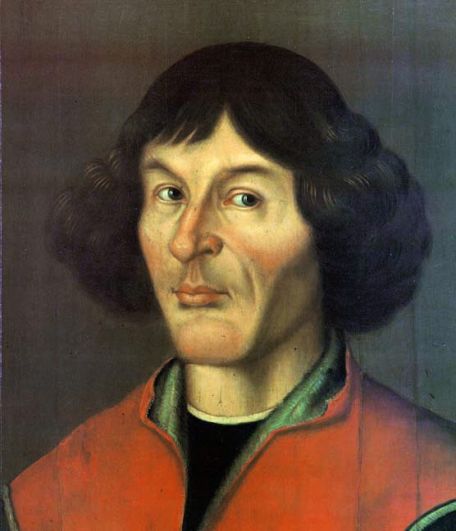 112 Коперниций — в честь Николая Коперника.
