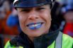 Офицер бостонской полиции во время победного шествия команды New England Patriots после их победы в Супербоуле. 