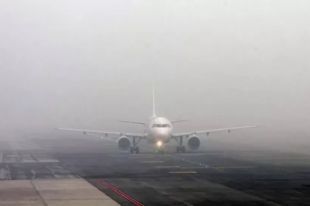 Самолет, выполнявший рейс Одесса – Варшава (Польша), совершил вынужденную посадку в международном аэропорту Одесса.