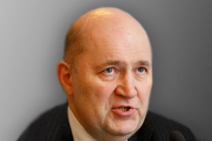 Михаил Пальцев.
