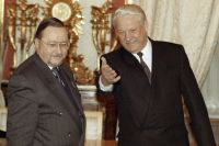 Двери в новую реальность открыл первый президент России Борис Ельцин