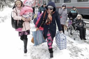 В правительстве изменили процесс выплаты пособий переселенцам