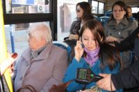 Пассажиры автобусов маршрута №18 и №54 первыми услышали оповещения об остановках и другую важную информацию на национальном языке.