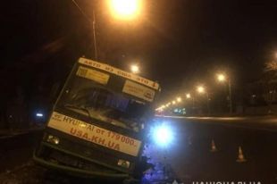 В Харькове старший сержант полиции охраны Сергей Кариков спас пассажиров маршрутки от ДТП.