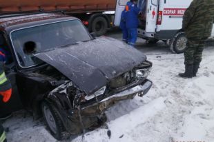 Пассажирка была без сознания, когда к месту приехали спасатели.