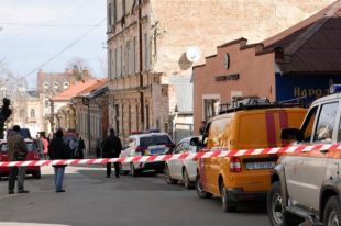 В Черновцах произошел взрыв в жилом доме: есть пострадавшие