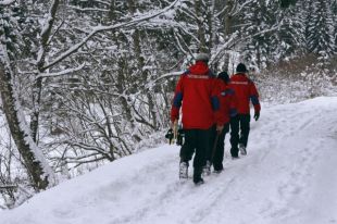Во Львовской области мужчина свалился в обрыв