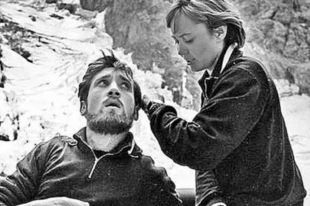 Владимир Высоцкий и Лариса Лужина в фильме «Вертикаль», 1967 г.