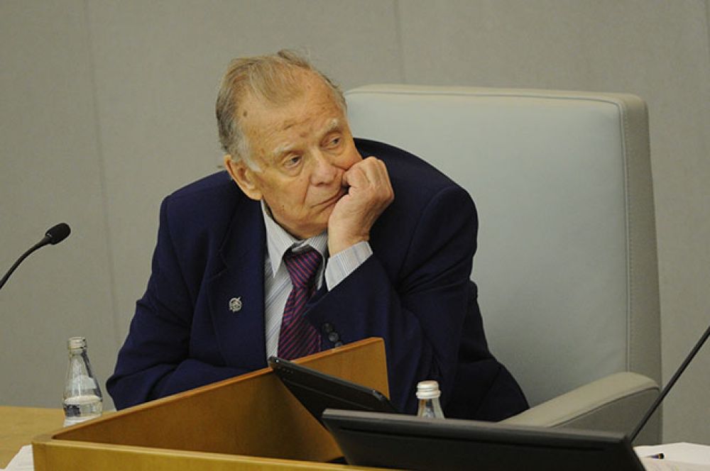 Жорес Алфёров на заседании Госдумы РФ.