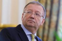 Посол РФ в Великобритании Александр Яковенко во время пресс-конференции в Лондоне.