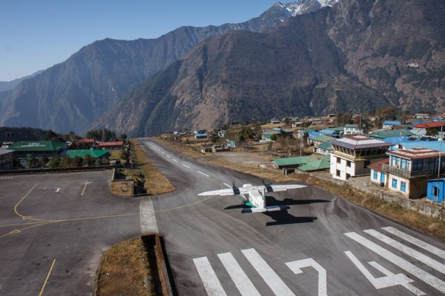 аэропорт в Непале, архивное фото