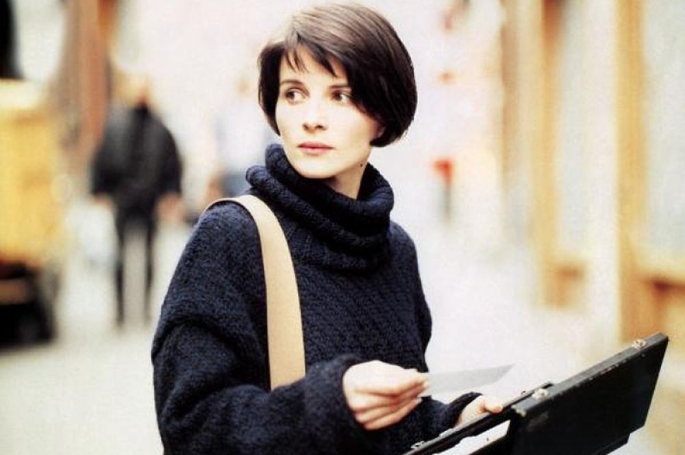 «Три цвета: Синий» (1993) — Жюли Виньон (де Курси).