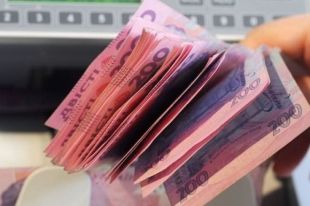 Пенсии в Украине будут повышены снова в июле и декабре, - Рева