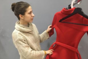 Людьми движет психология бесправия.