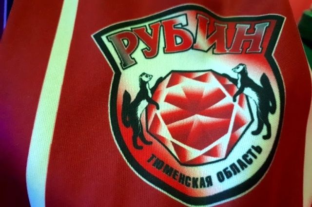 Тюменские хоккеисты проиграли матч в Нефтекамске