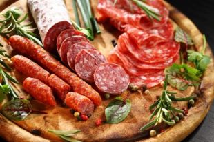 Дешево и очень сердито: ученые назвали топ-5 вредных дешевых продуктов