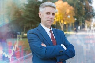 финансовый эксперт Всеволод Мишурин, инвестор, руководитель ЦБТ-Днепр
