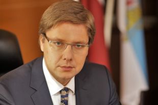 Нил Ушаков.