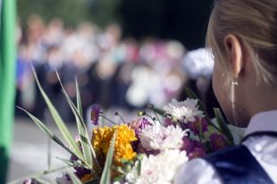 В пяти областях первокласники могут остаться без парт, - Минобразования