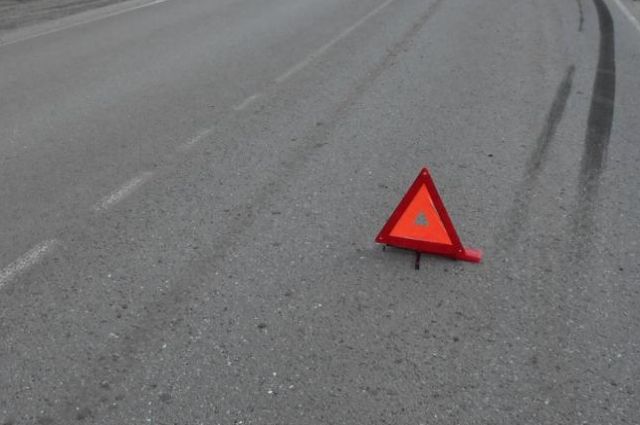 В Тобольске нетрезвый водитель без прав улетел в кювет