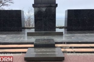 В Одесской области ищут вандалов укравших звезду с военного мемориала