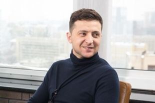 В избирательном штабе кандидата в президенты Украины Владимира Зеленского работают люди, которые тесно связаны с беглым олигархом Игорем Коломойским.