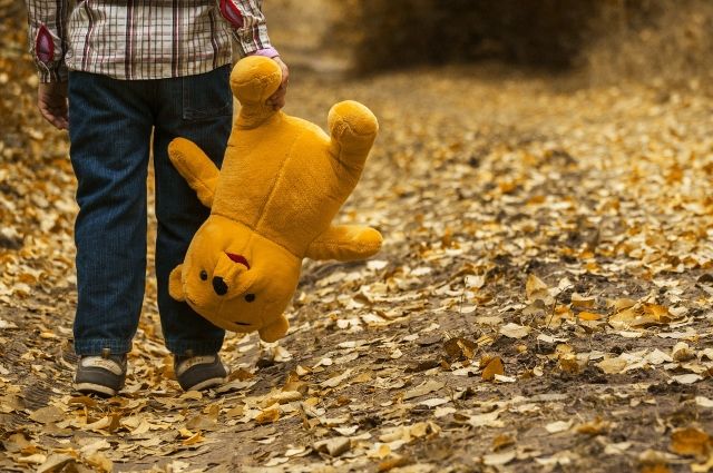 Прогулки с ребенком на поводке – довольно распространённое явление В США и Азии. 