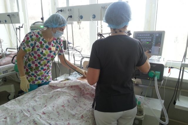 Одного пострадавшего в тяжёлом состоянии госпитализировали в отделение реанимации Усинской ЦРБ.