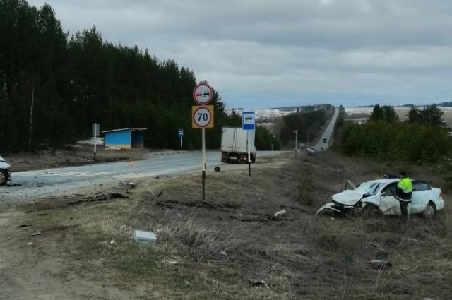 Авария произошла в восемь утра на трассе Кукуштан-Чайковский. 