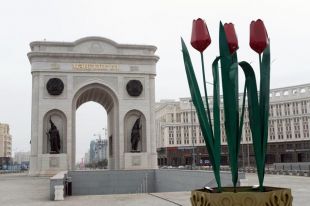 Триумфальная арка в Нур-Султане.