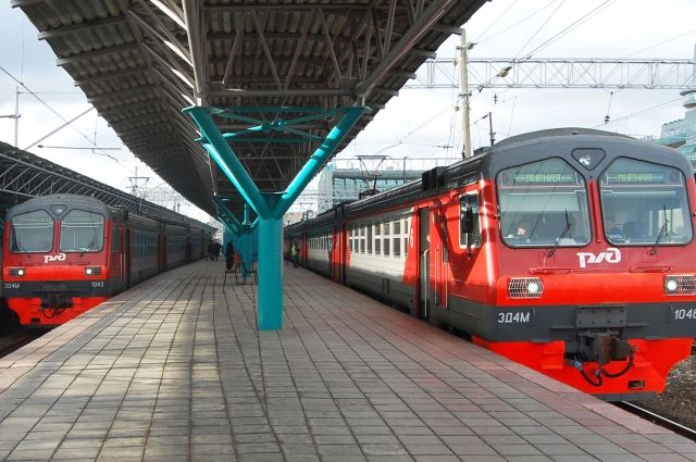 Дополнительную информацию можно узнать на станциях и остановочных пунктах Новосибирского региона Западно-Сибирской железной дороги.