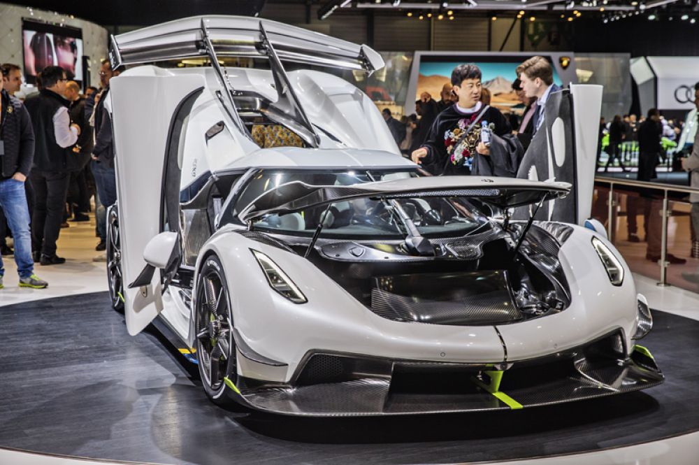 И новейший Jesko от Koenigsegg.