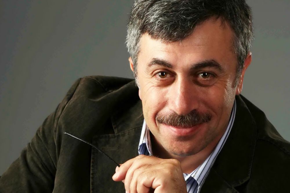 Евгений Комаровский — вопросами здравоохранения.