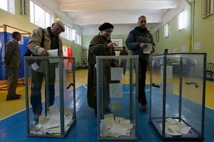 В Украине наступил «день тишины» перед вторым туром выборов президента
