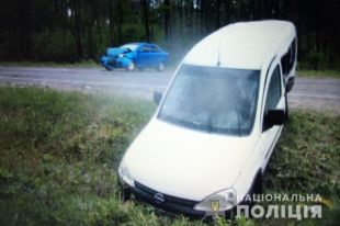 Дорожно-транспортное происшествие с семью пострадавшими произошло на автодороге Львов – Рава Руська.