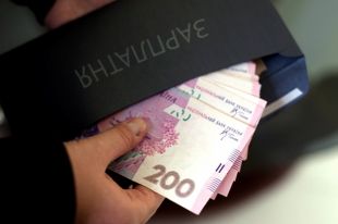 В Госстатистике подсчитали среднюю зарплату в Киеве
