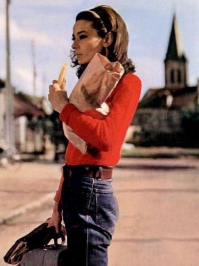 Еще одна интересная роль Одри Хепберн состоялась в кино в 1967 году, когда на экраны вышел фильм