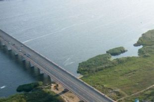 Конфликт в школе привел к суициду: в Херсоне подросток прыгнул с моста